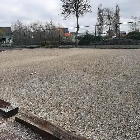 The Sweet Cocoon Де-Хаан